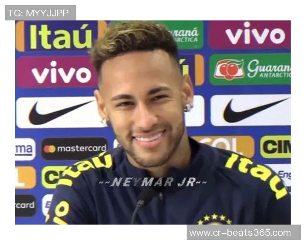 内马尔选择低调风格粉白色LV外套售价4300镑搭配面罩引关注