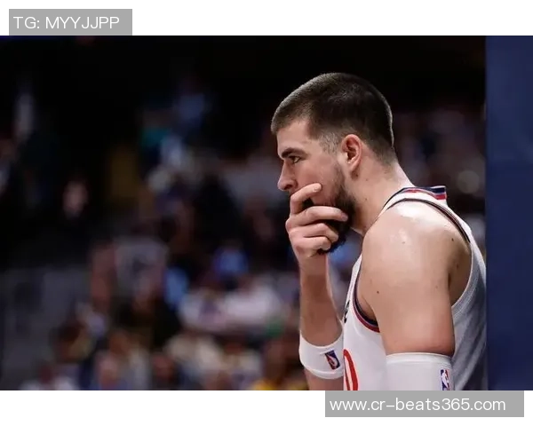 乌布雷因膝盖外侧副韧带受伤缺席明天对快船比赛将与专家会面确认伤情