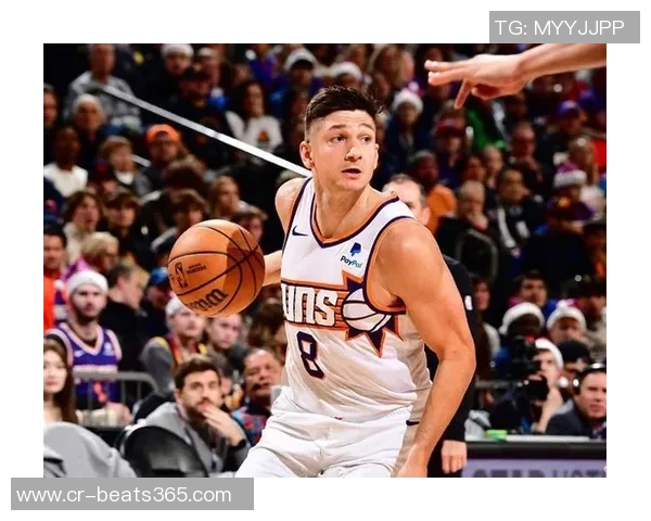 阿伦表现出色11投5中三分球命中率高达50贡献13分并有2篮板2助攻1抢断1盖帽