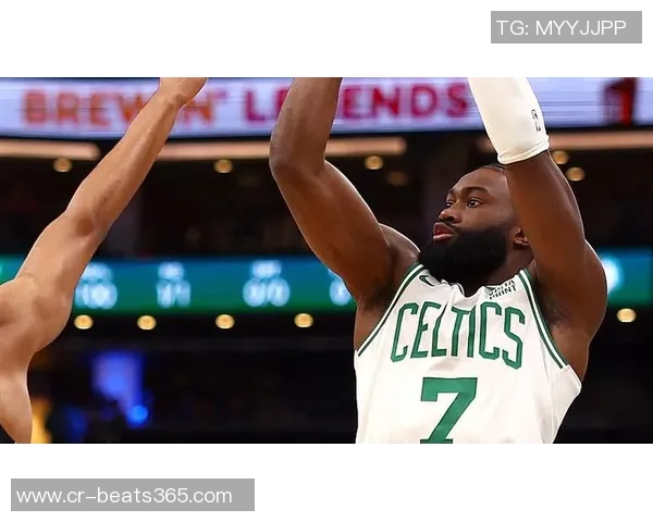 杰伦布朗谈新赛季挑战过去优待已成历史期待全新征程 杰伦布朗谈新赛季挑战过去优待已成历史期待全新征程