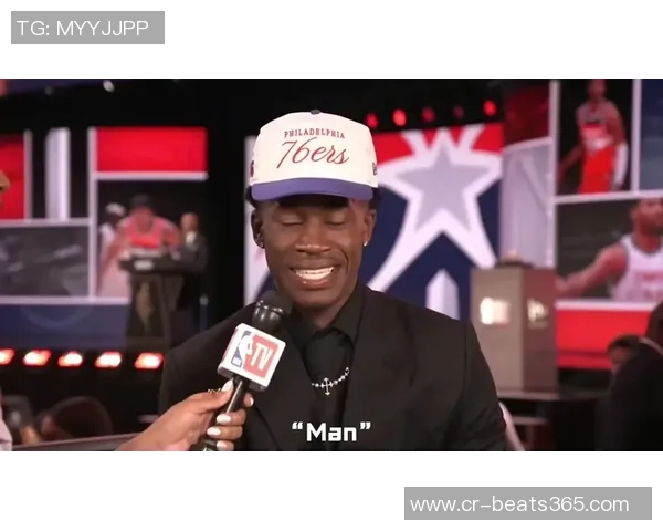 埃奇库姆首秀表现惊艳砍下34分与名宿齐名赢得队友认可