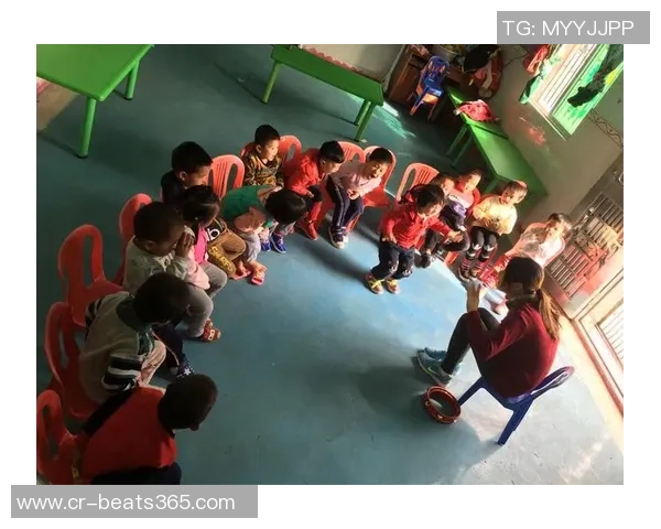 芬奇谈海兰德出场机会强调耐心与训练表现期待新搭配效果 芬奇谈海兰德出场机会强调耐心与训练表现期待新搭配效果